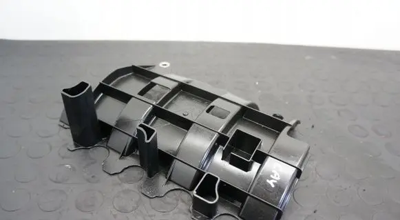 Volkswagen Golf VI Oil sump 03L103623