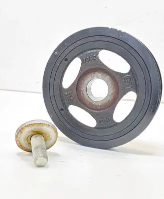 Toyota Yaris Crankshaft pulley