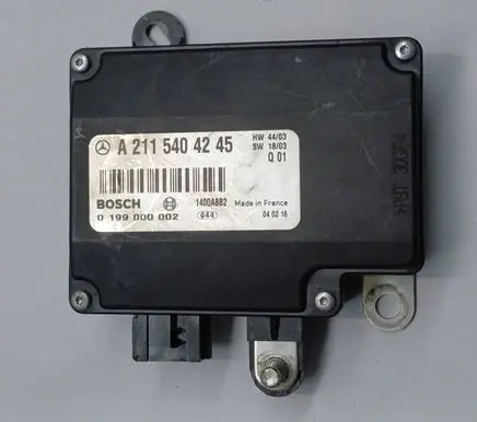 Mercedes-Benz E W211 Battery control module A2115404245