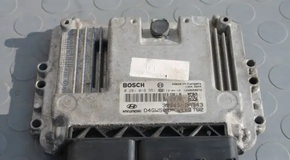 Hyundai i30 Engine control unit/module 391112A943