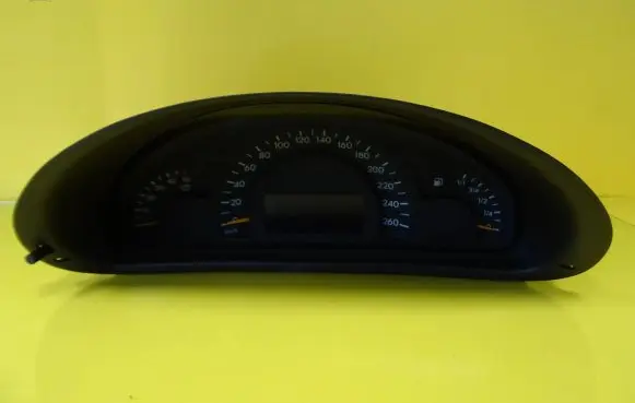 Mercedes-Benz C W203 Speedometer (instrument cluster) A2035407111