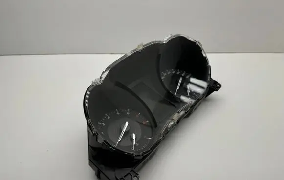 Speedometer (instrument cluster)