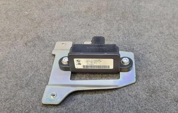 BMW 1 E82 E88 ESP acceleration yaw rate sensor 6778421 10170106373 GL79L26AVD