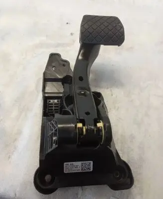Seat Arona Brake pedal 2q1723058