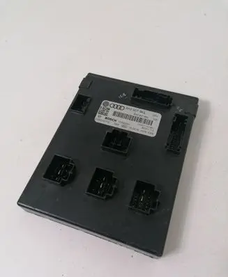 Audi A4 S4 B6 8E 8H Comfort/convenience module 8K0907063 01022001