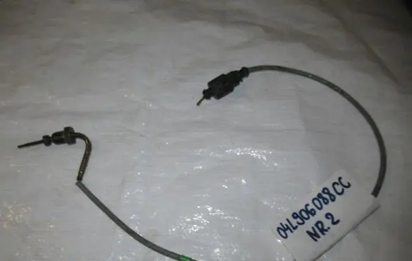 Volkswagen Tiguan Lambda probe sensor 04L906088CC