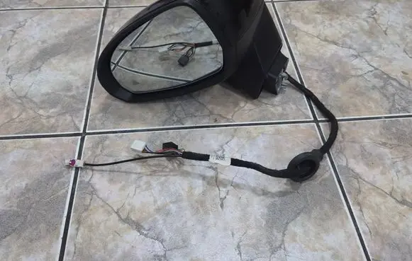 Mercedes-Benz GLC C254 Front door electric wing mirror A0998108100 A2548108203