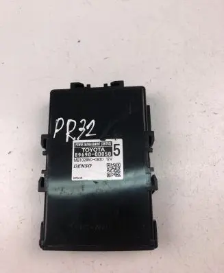 Toyota Yaris Other control units/modules 896900D050