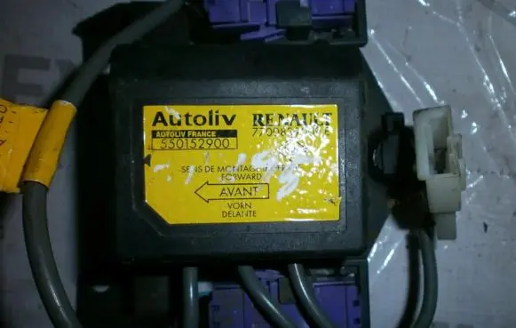 Renault 19 Airbag control unit/module 7700839009E 550152900