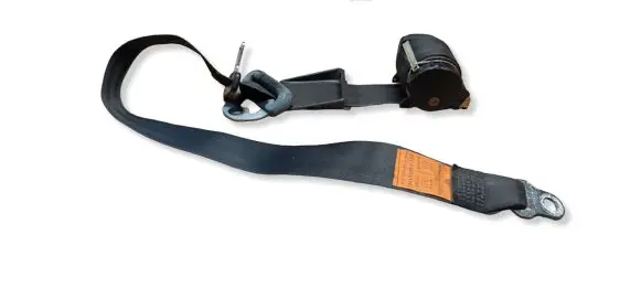 Volkswagen Golf II Front seatbelt 193857705A