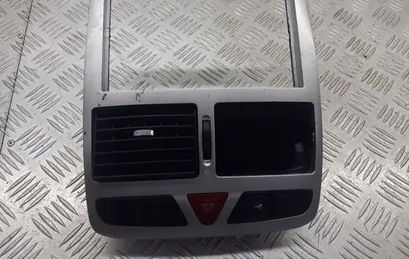 Peugeot 307 Dashboard air vent grill cover trim 9634511177
