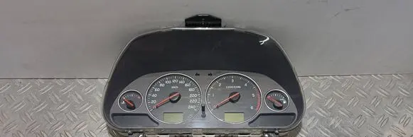 Volvo S40, V40 Speedometer (instrument cluster) 30623048 50004914 02W21D1