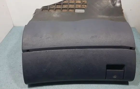 Audi A4 S4 B5 8D Front door storage pocket/box 8D1857035d