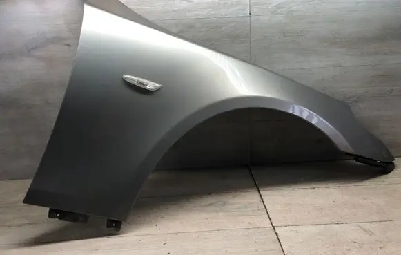 BMW 5 E60 E61 Fender