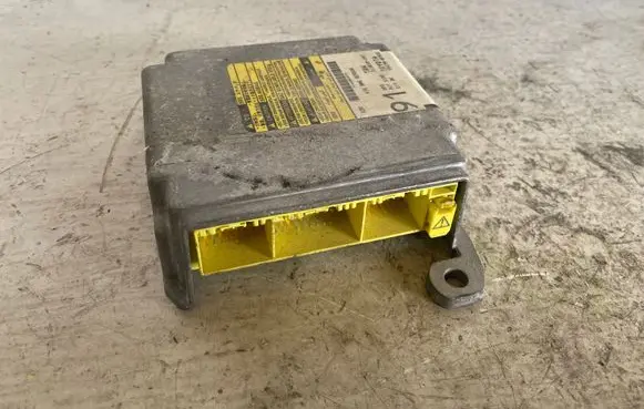 Toyota Corolla Verso AR10 Airbag control unit/module 891700F032 213819107