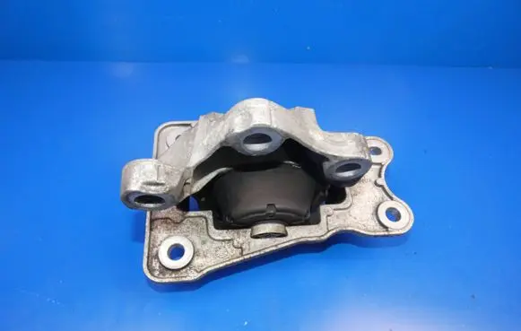 Volvo S90, V90 Engine mount bracket 31460716