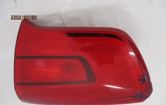 Tailgate rear/tail lights