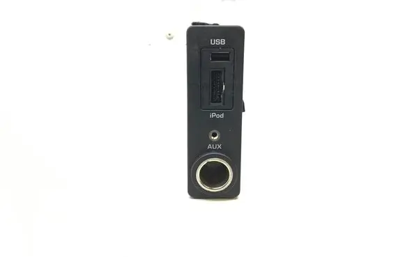 Jaguar XF USB socket connector 8X2319C166AB CX2JA A2C53252704