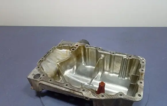 Skoda Octavia Mk3 (5E) Oil sump 05E103601C