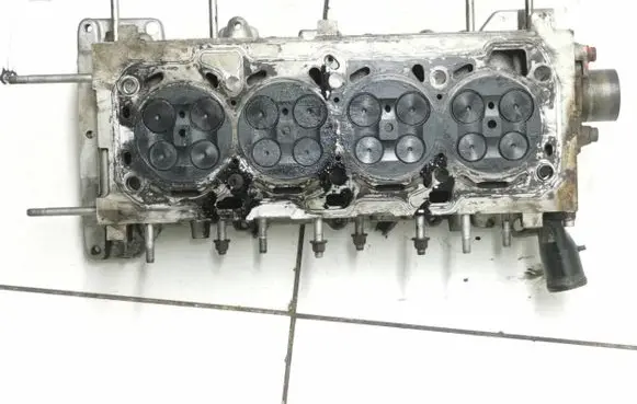 Opel Insignia A Engine head 55571949 74837