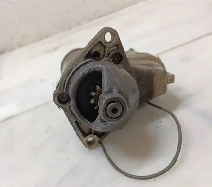 Opel Astra G Starter motor 09130838 D6RA162 5C90101
