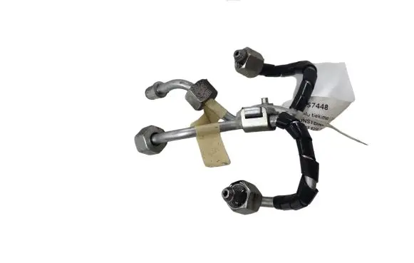 Jaguar XF X250 Fuel injector supply line/pipe 