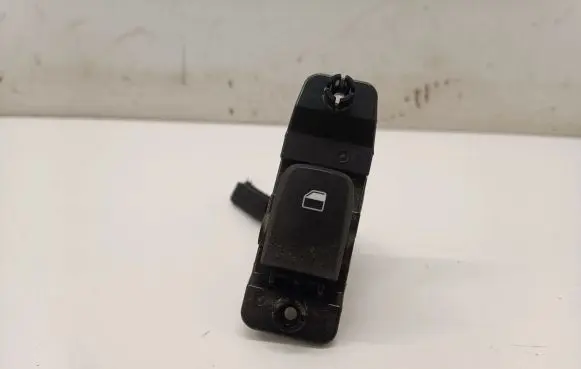 Hyundai Kona I Electric window control switch 3K552B1200
