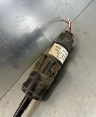 Audi A7 S7 4G Headlight washer pump 3B7955681