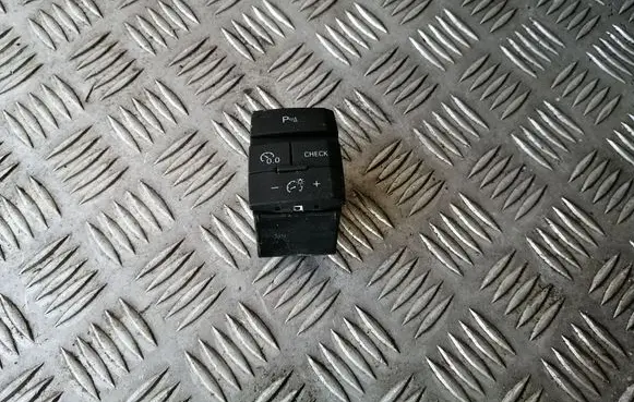 Audi Q7 4L Parking (PDC) sensor switch 4L1927123A