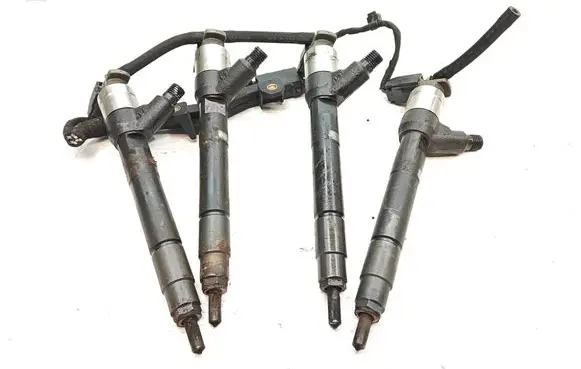 Opel Astra J Fuel injector 55570012 09R05907