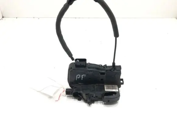 KIA Sportage Front door lock 813203U010