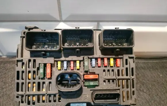 Citroen C4 I BSM Control unit 9657718780 S118983006K BSML0600
