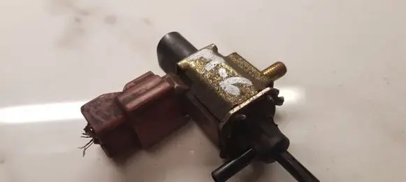 Mazda 6 Turbo solenoid valve K5T4659