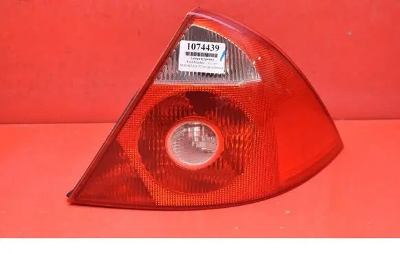 Ford Mondeo Mk III Rear/tail lights 3S7113404A