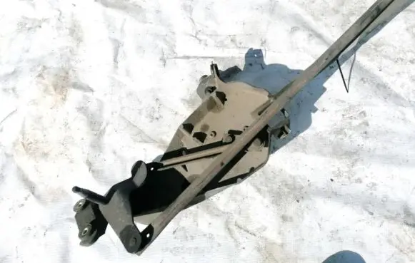 Renault Espace - Grand espace IV Front wiper linkage and motor