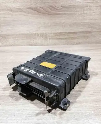 Volkswagen Jetta II Engine control unit/module ECU 321906263B 0280800042