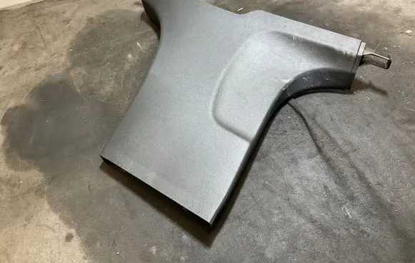Volvo XC40 (B) pillar trim (bottom) 31457495