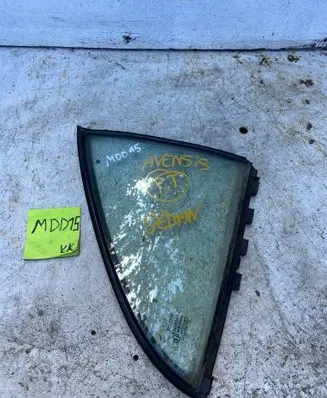 Toyota Avensis T250 Rear door window glass 43R00048 DOT24AS2M68