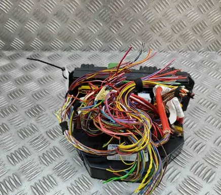 Mercedes-Benz E W212 Fuse module A2129014707 A2129020609