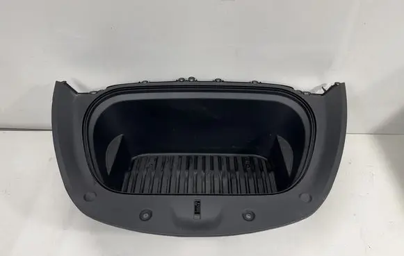 Tesla Model Y Radiator trim 149260600E