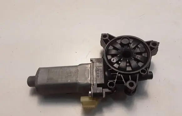 KIA Sorento Rear door window regulator motor 834502P000