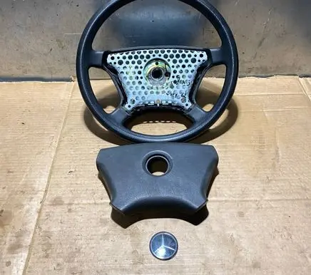 Mercedes-Benz 190 W201 Steering wheel 507166