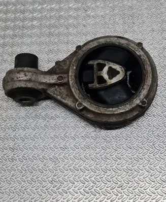 Nissan Qashqai Engine mount bracket JD71A