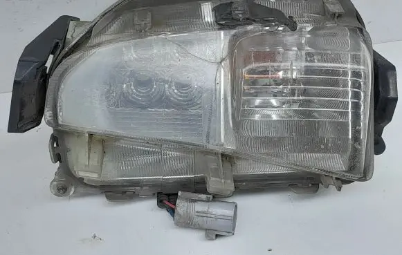 Toyota Prius (XW30) Front fog light