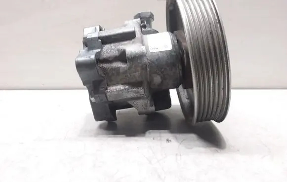 Audi A6 S6 C6 4F Power steering pump