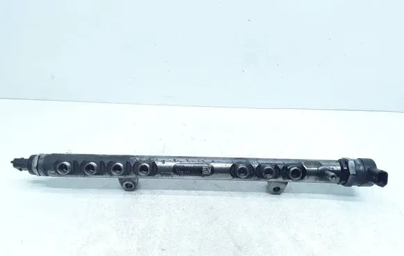 Volvo V60 Fuel main line pipe 30777759 0445215025 31216313