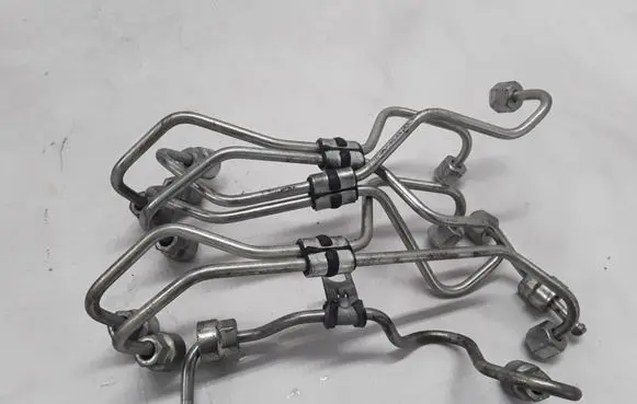 Volvo C70 Fuel injector supply line/pipe 31336626