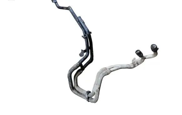 Volkswagen Touareg I Engine coolant pipe/hose