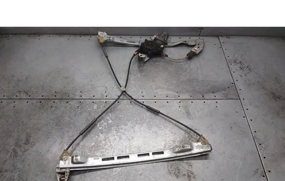 Peugeot 206 CC Front door window regulator with motor 