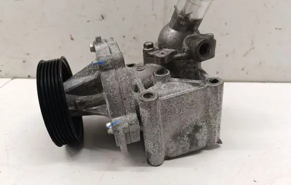 Mitsubishi L200 Water pump